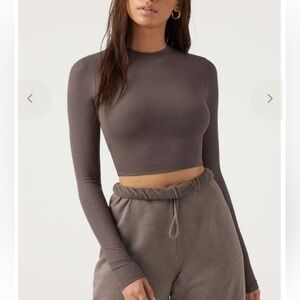 Joah Brown Cropped Crew Long Sleeve